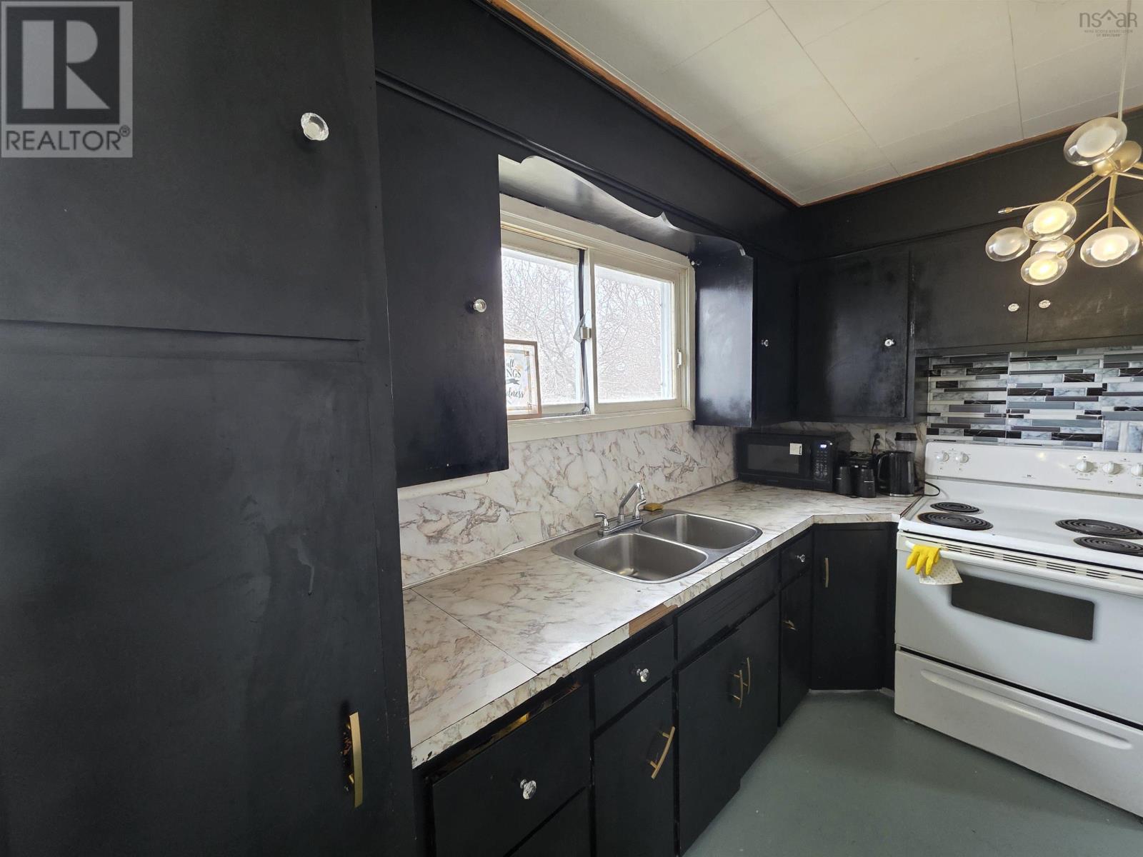 244 Ashby Road - 5