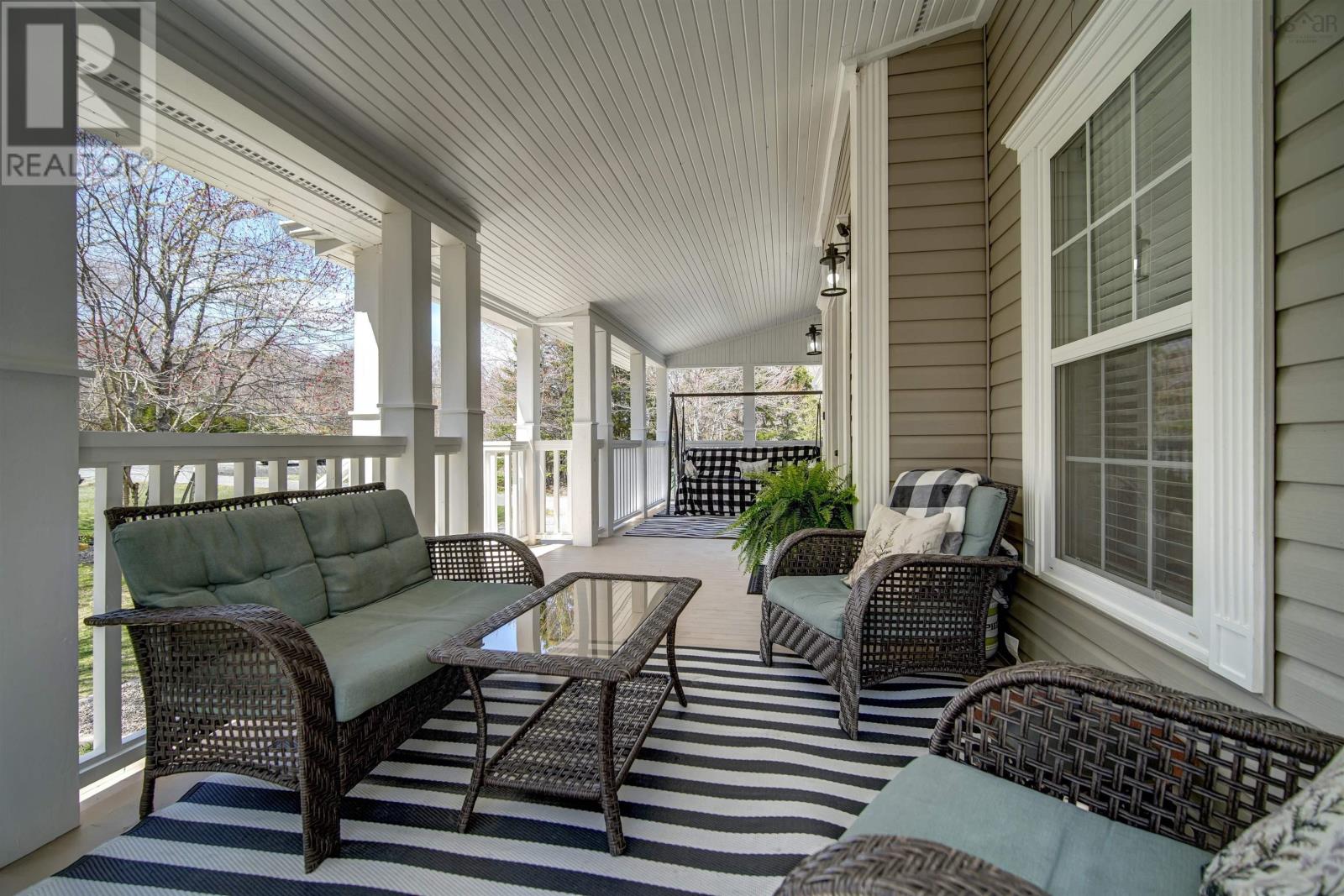 75 Rochester Drive, White Hills - 4