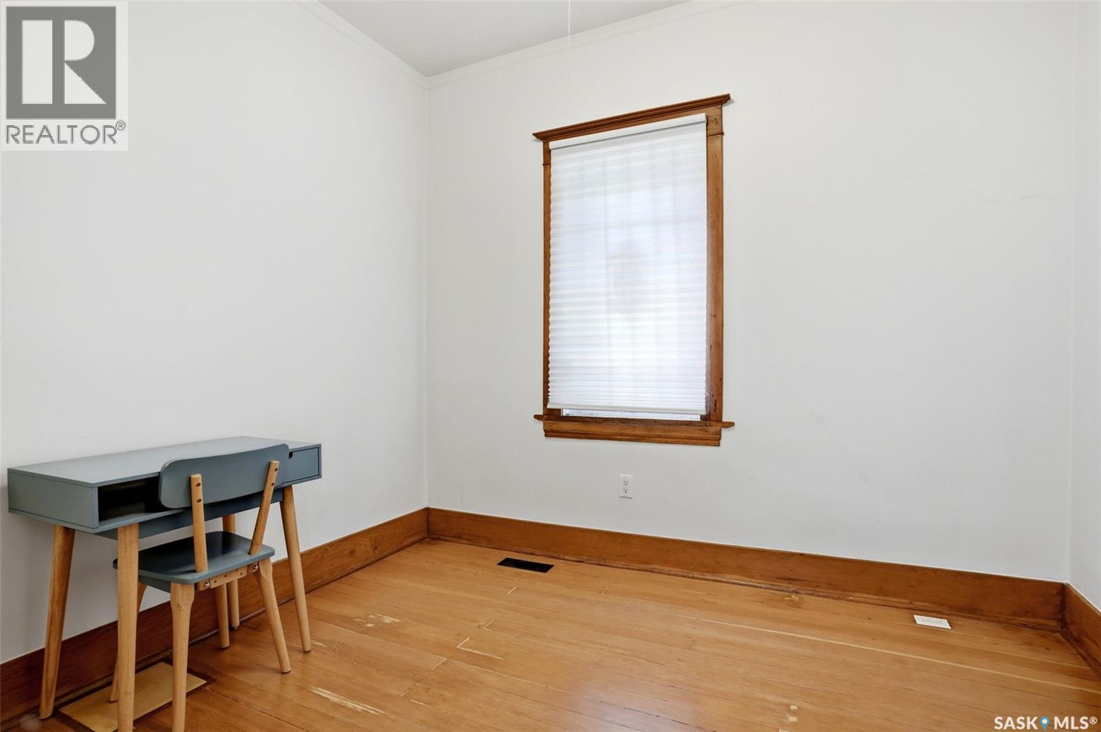 1206 Victoria AVENUE - 16