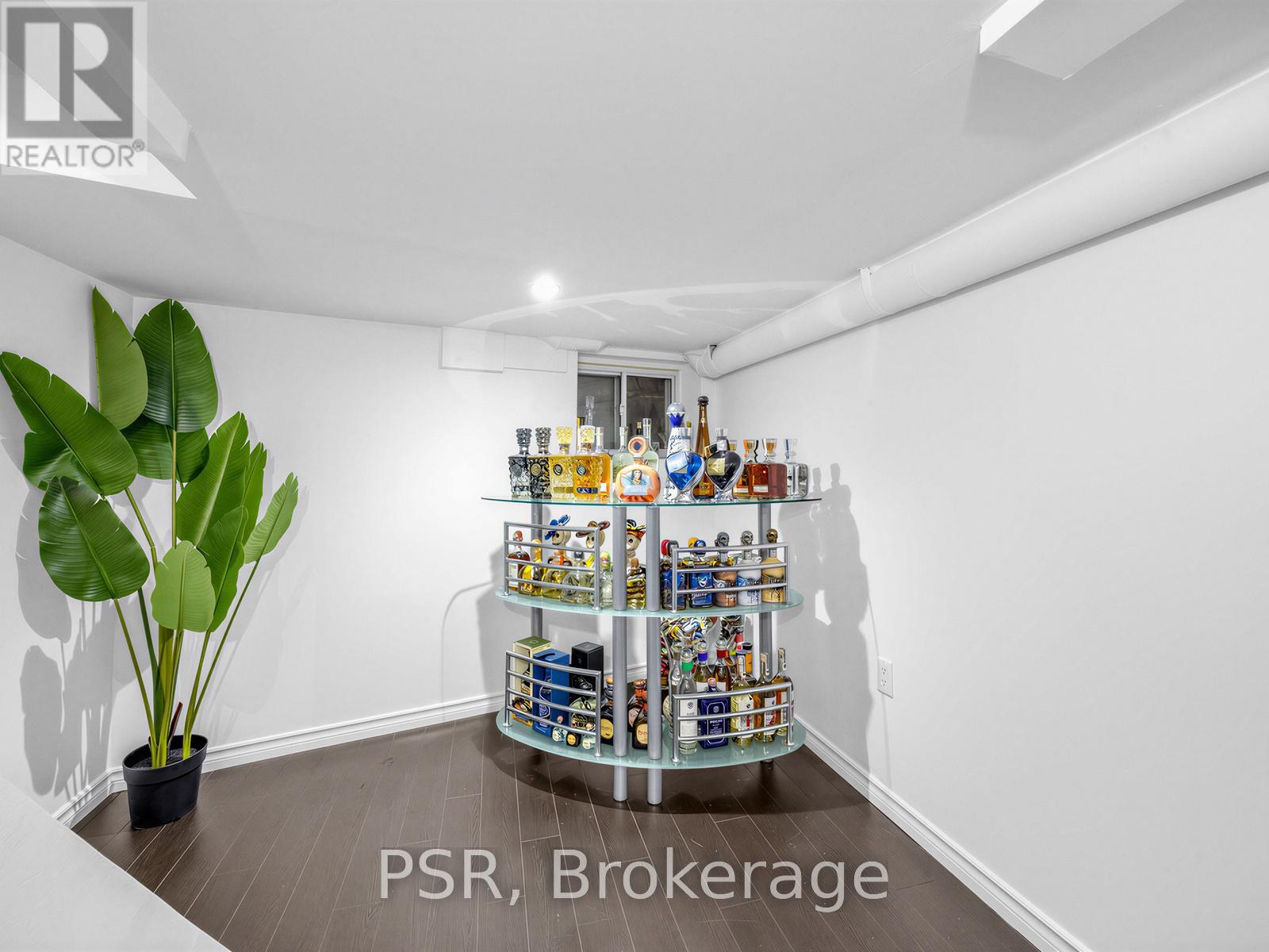 562 ARLINGTON AVENUE - 15