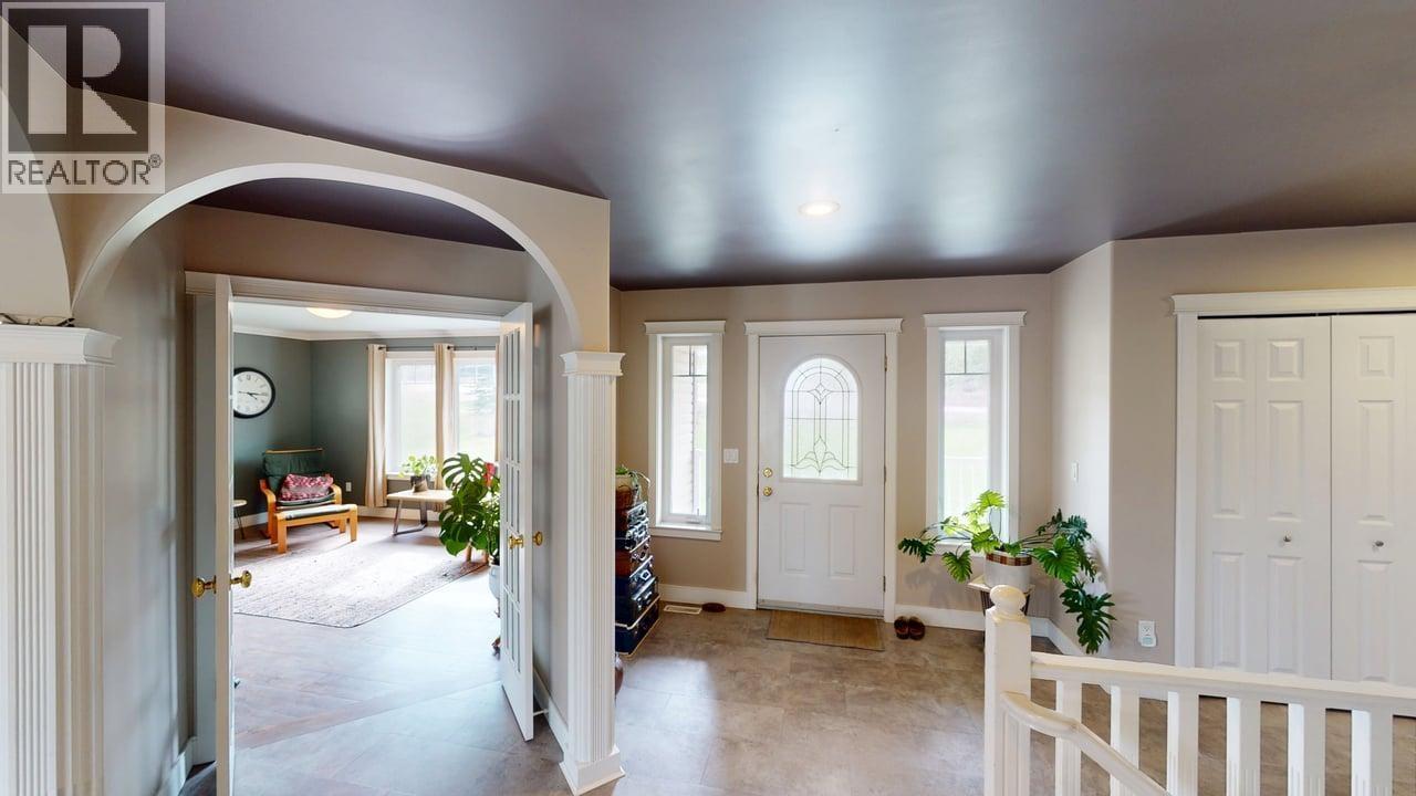 13043 HUNTERS LANE, Charlie Lake
