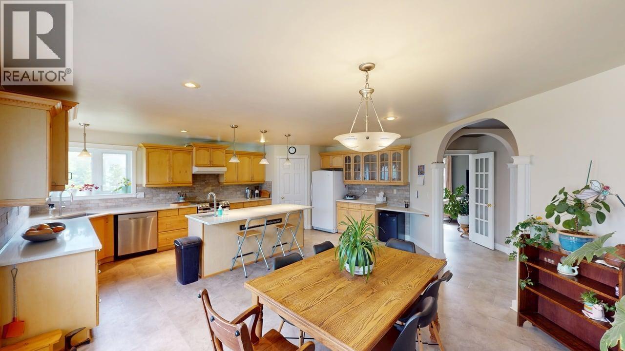 13043 HUNTERS LANE - 12