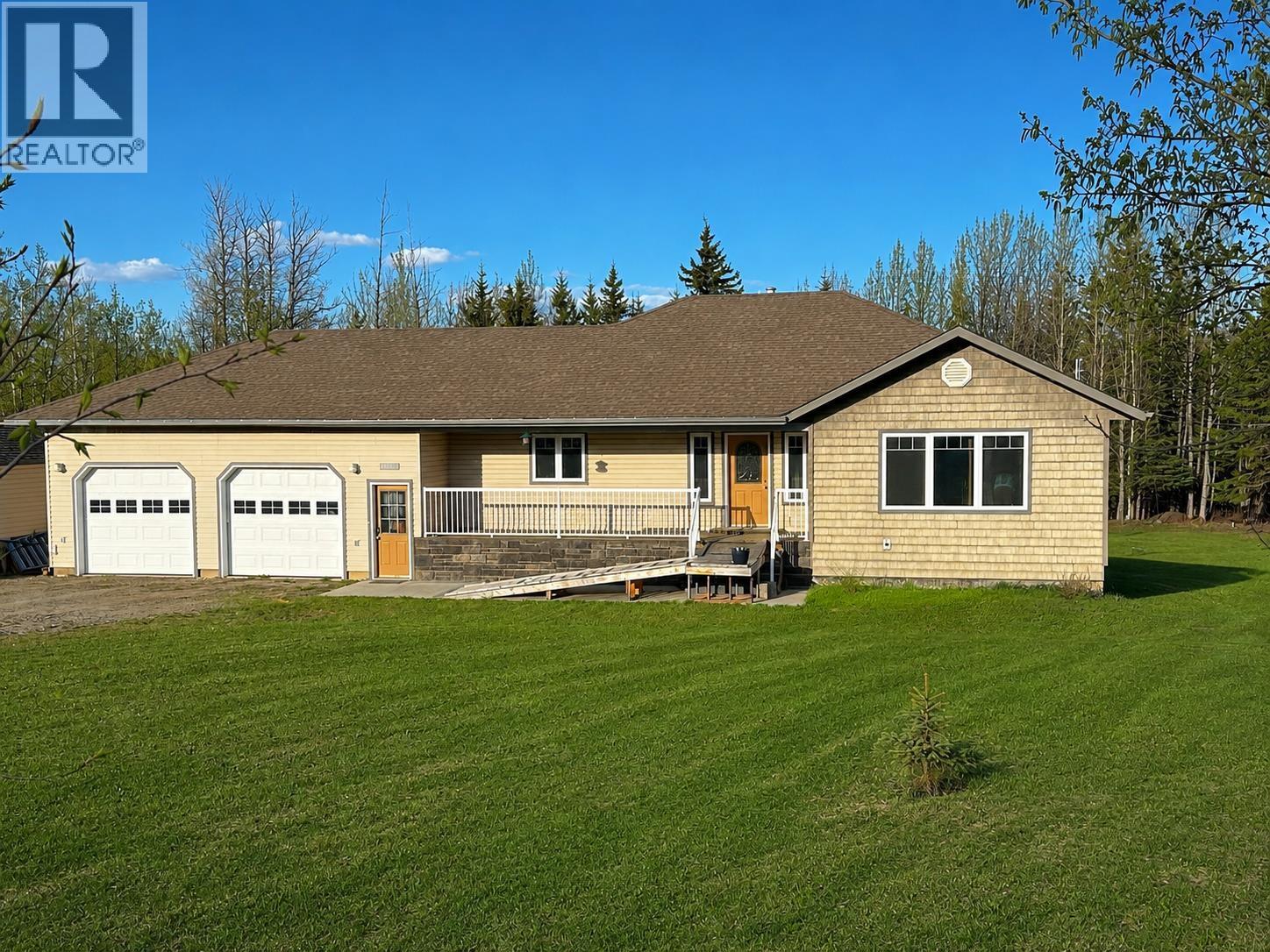 13043 HUNTERS LANE, Charlie Lake