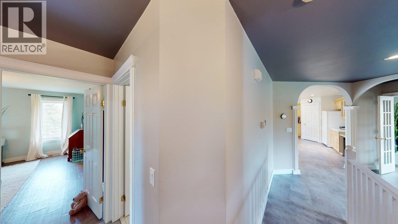 13043 HUNTERS LANE, Charlie Lake