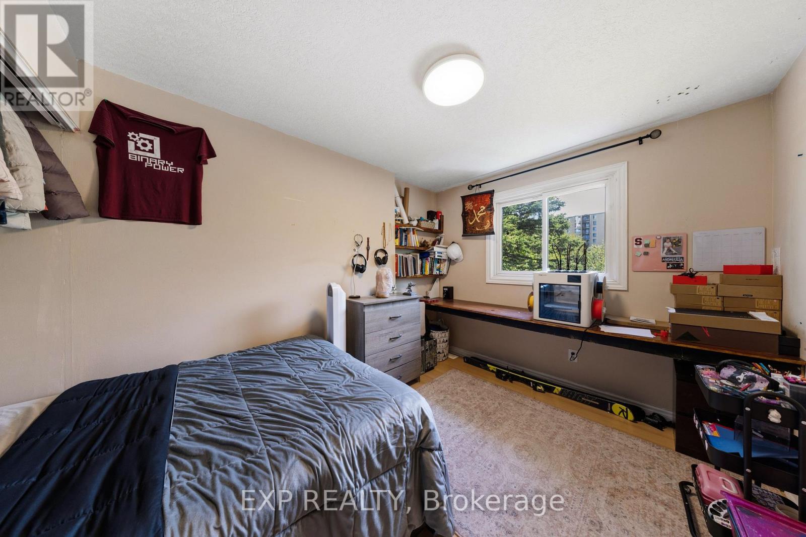 #66 478 WILKINS STREET E - 15