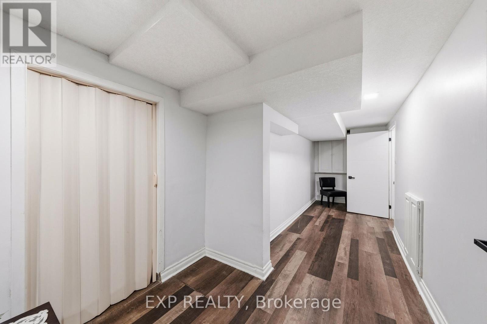 #66 478 WILKINS STREET E - 28
