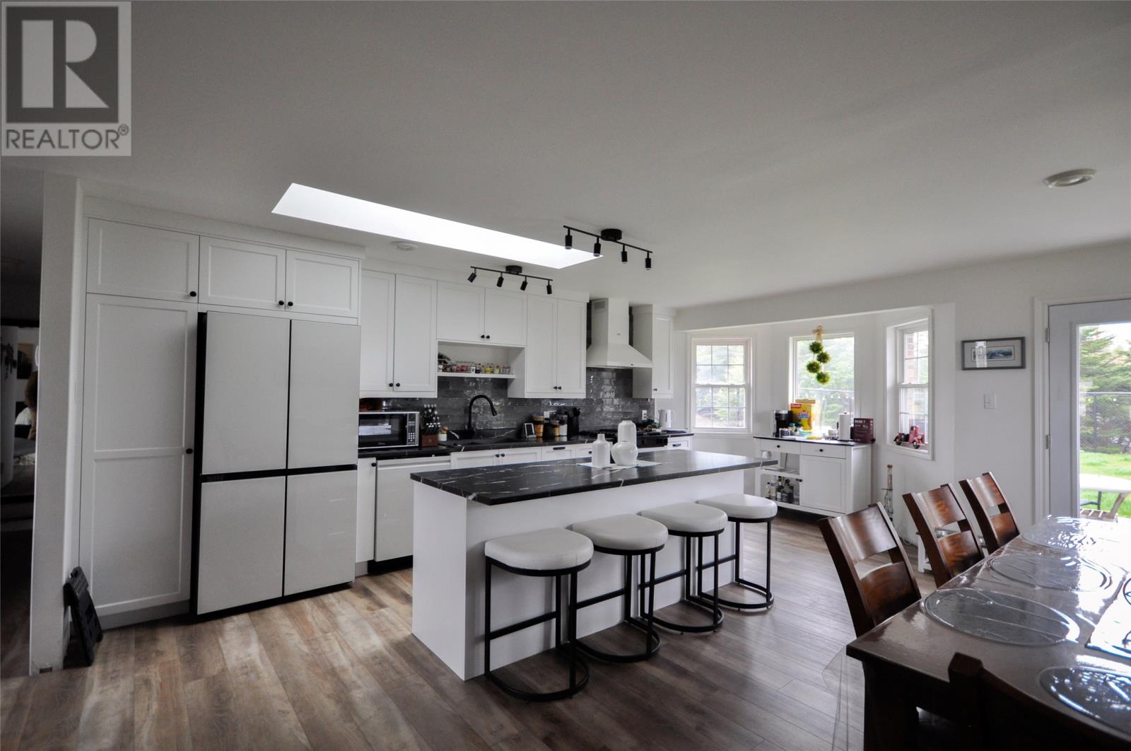 2-4 Burntwoods Place - 12