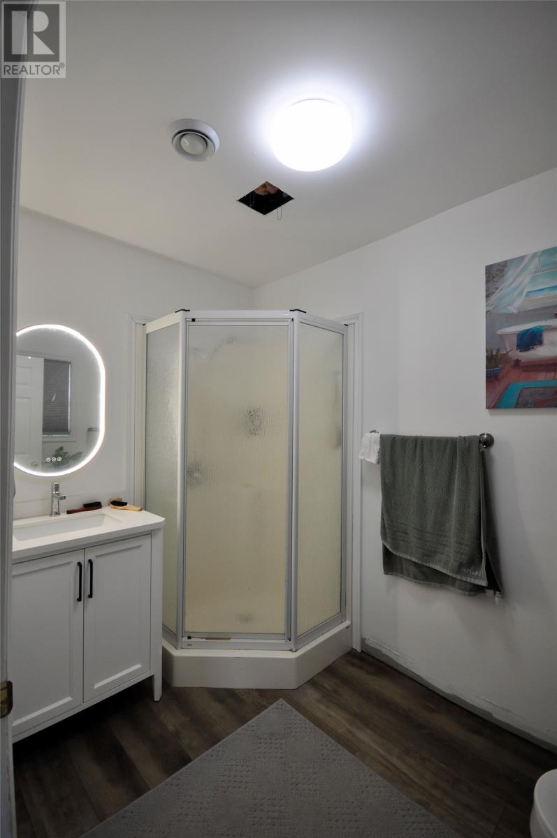 2-4 Burntwoods Place - 24
