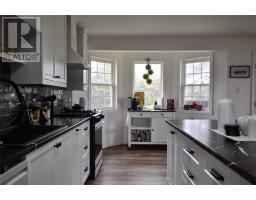 2-4 Burntwoods Place thumbnail 11