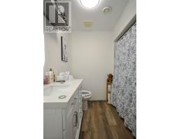 2-4 Burntwoods Place thumbnail 19