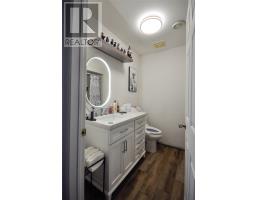 2-4 Burntwoods Place thumbnail 22