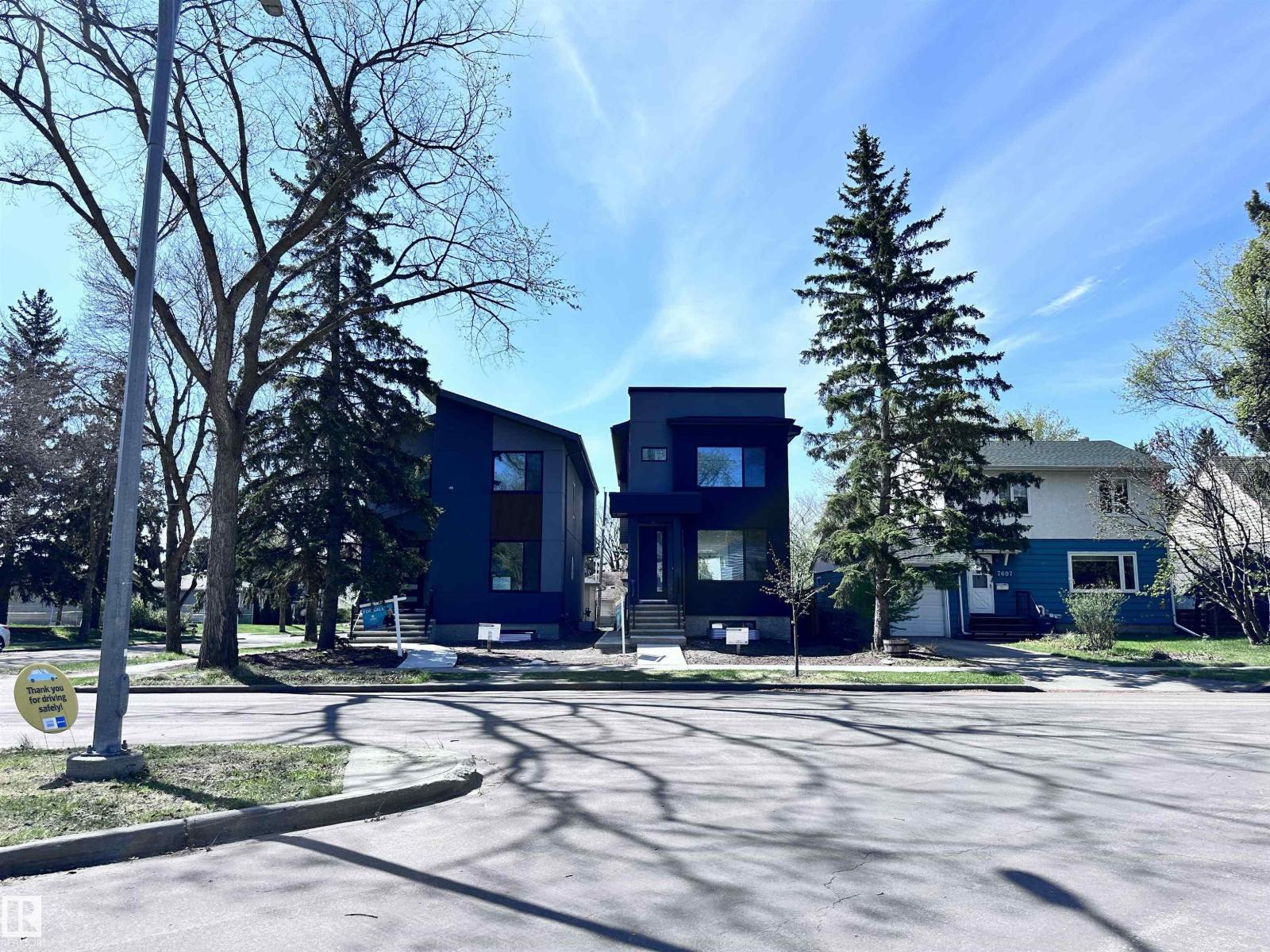 7605 92 AV NW - 63