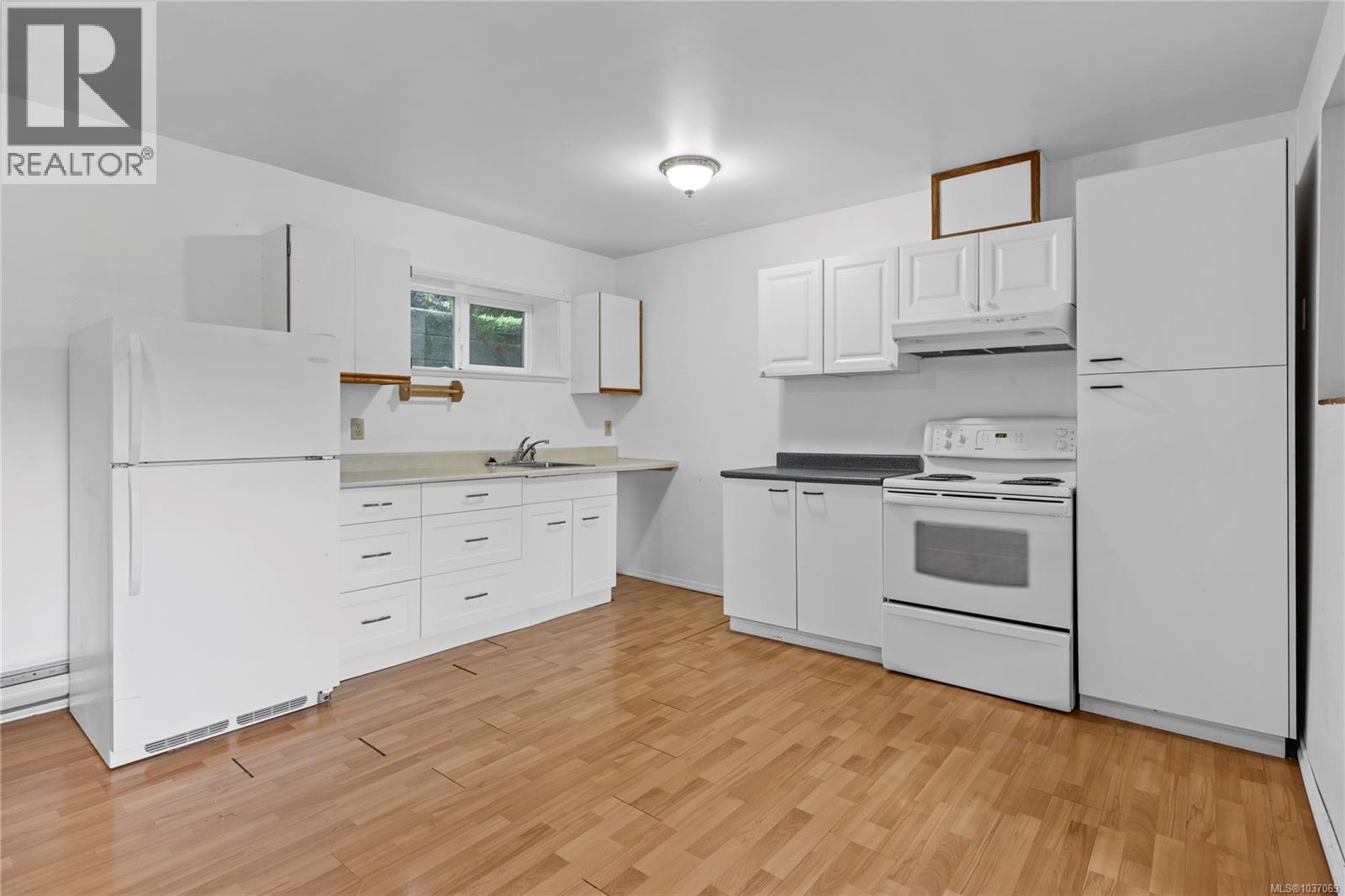 2109 Lakeside Dr - 23
