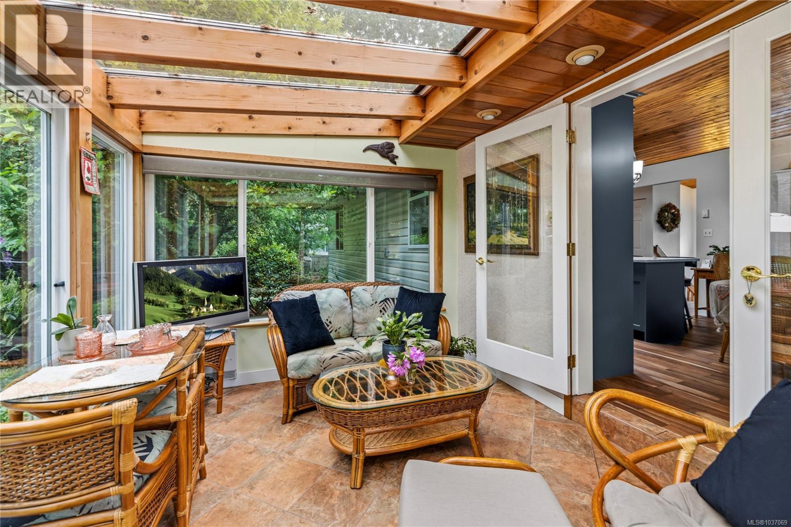 2109 Lakeside Dr - 12