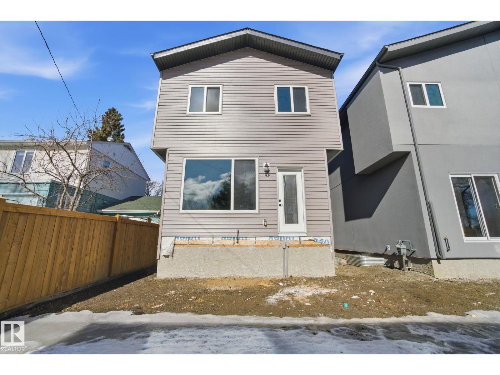 7605 92 AV NW - 61