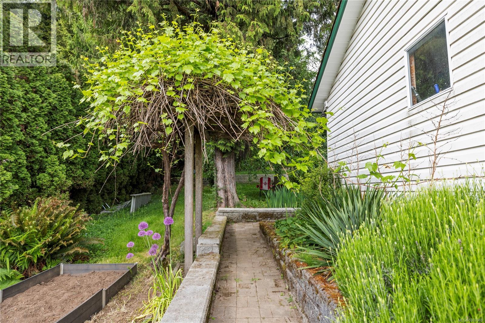 2109 Lakeside Dr - 41
