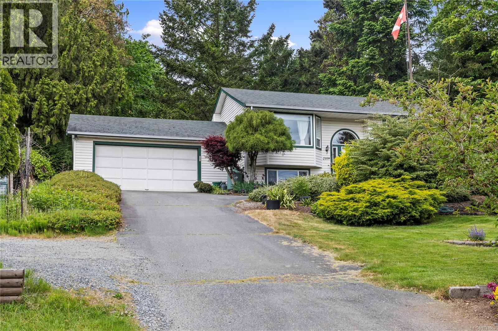2109 Lakeside Dr - 43