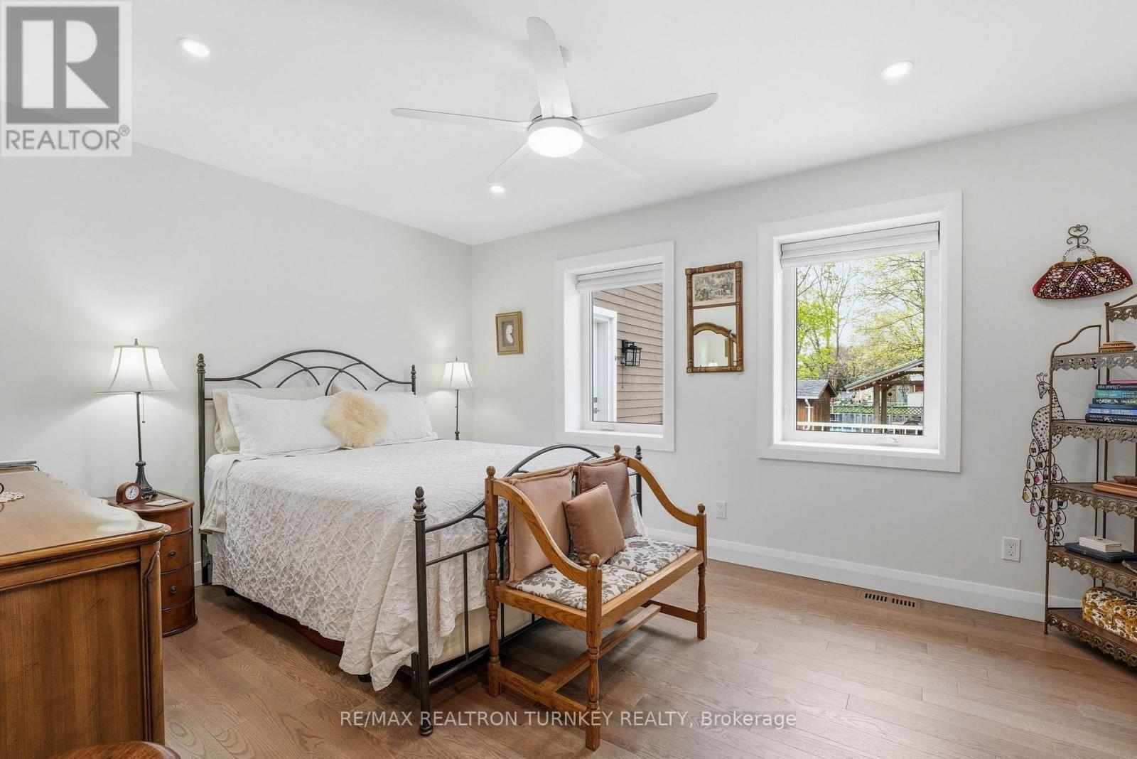 178 PARKVIEW CRESCENT - 12