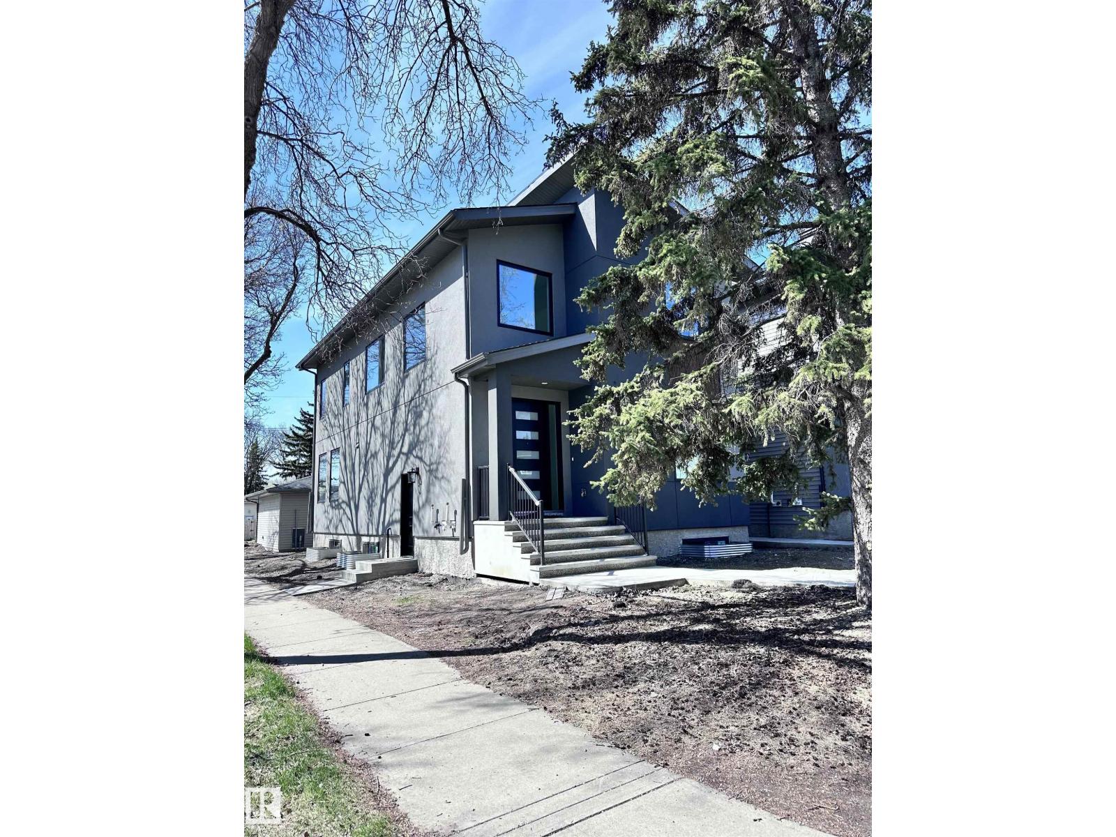 7603 92 AV NW - 2