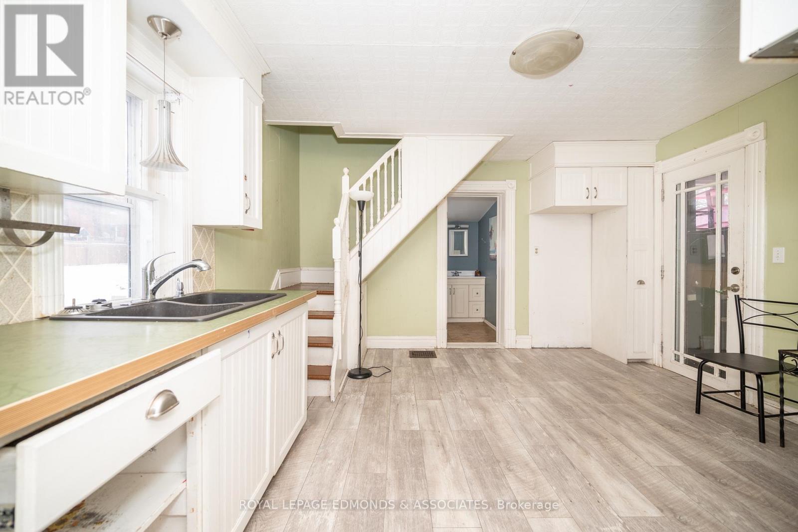 198 MCALLISTER STREET - 12