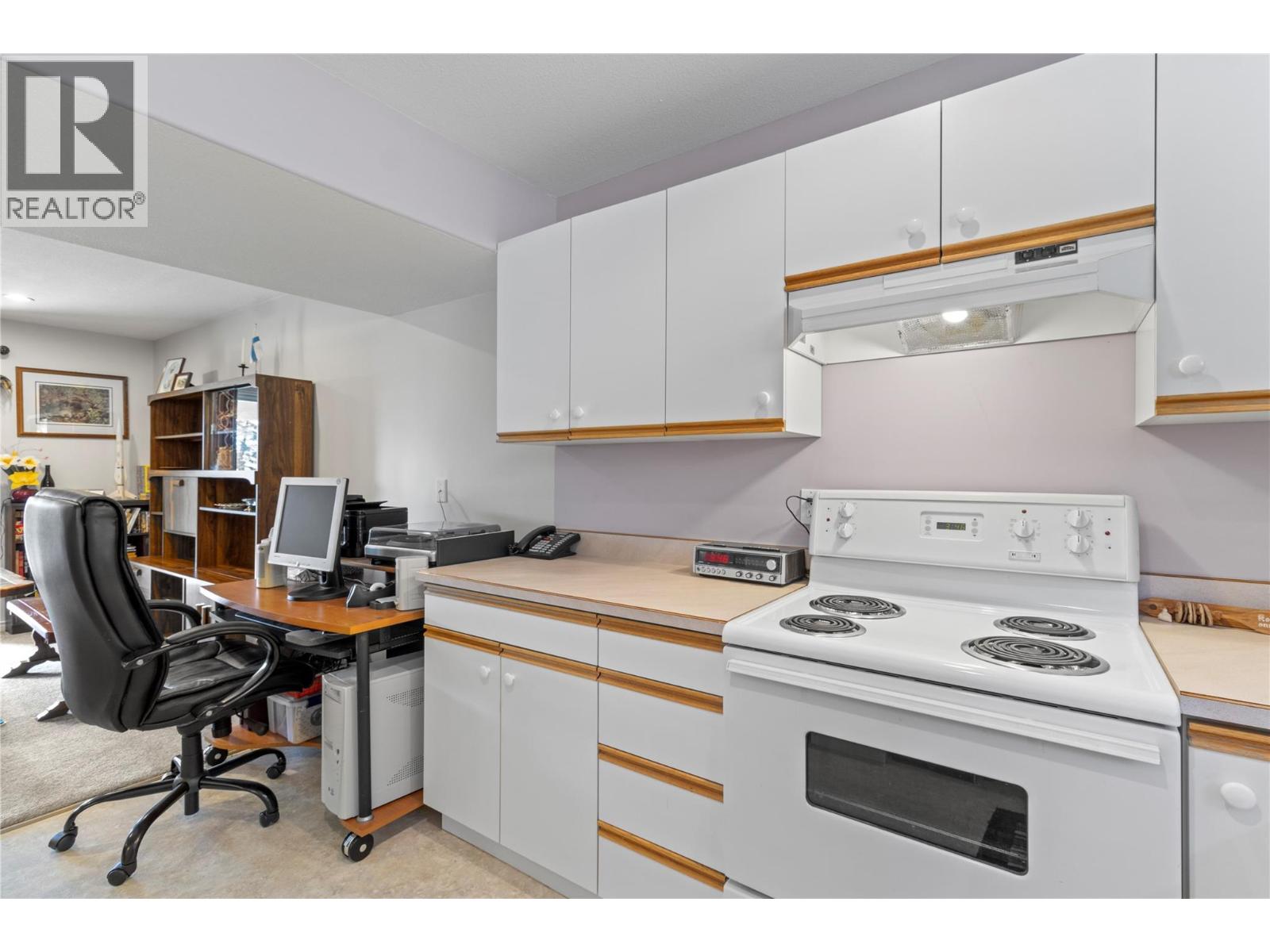  5231 11 Street Northeast, Salmon Arm