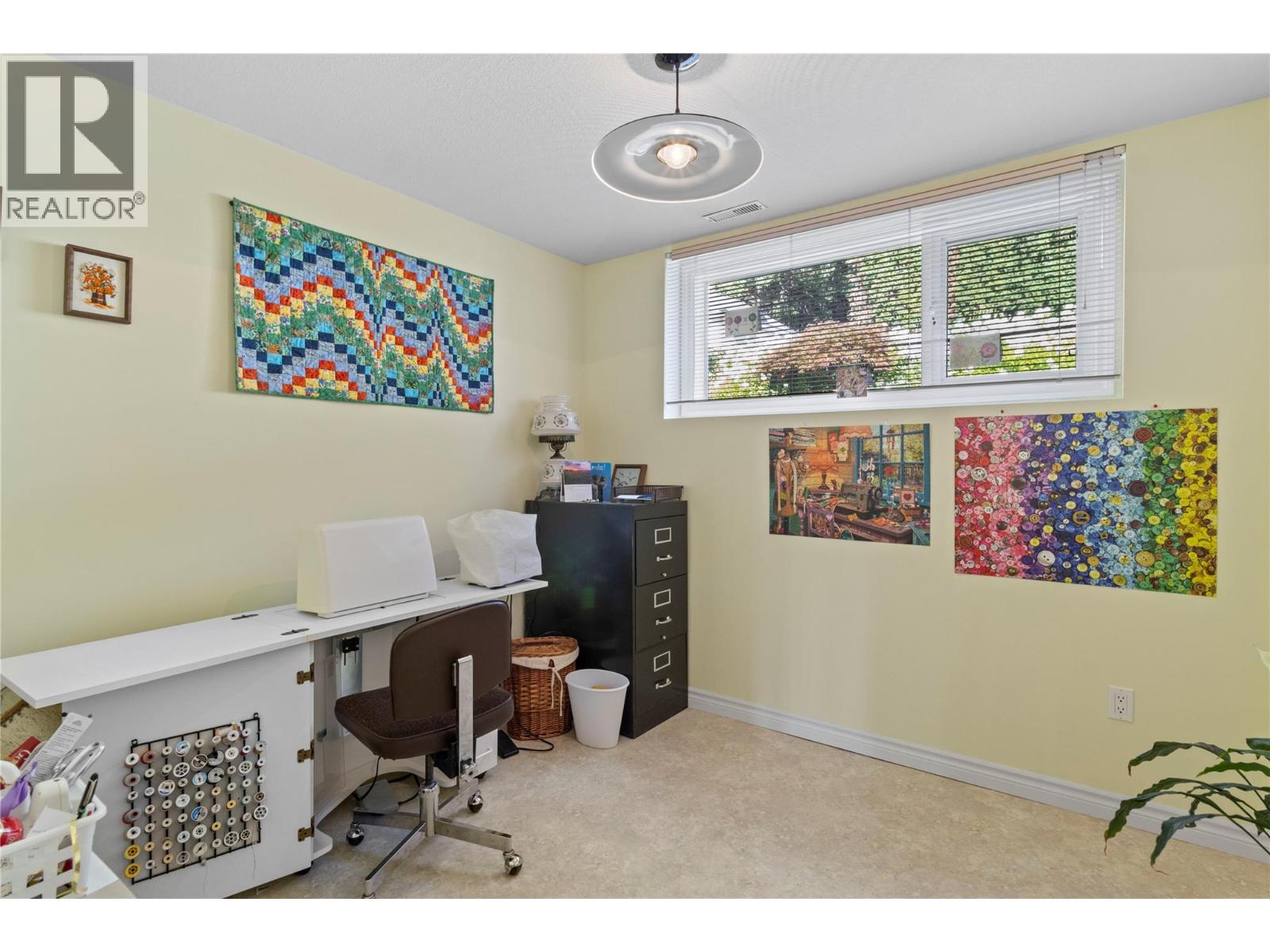  5231 11 Street Northeast, Salmon Arm