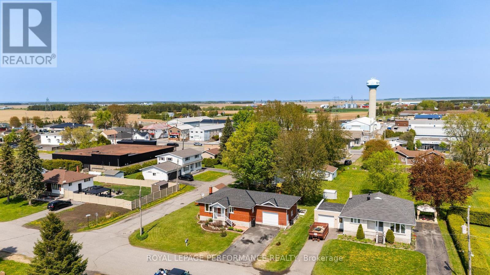 10 LAMOUREUX STREET - 10