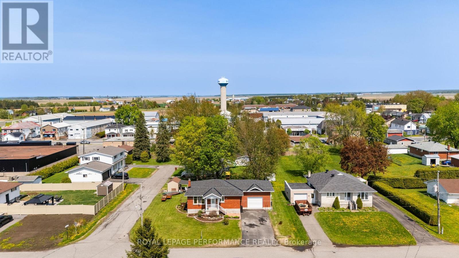 10 LAMOUREUX STREET - Image 2