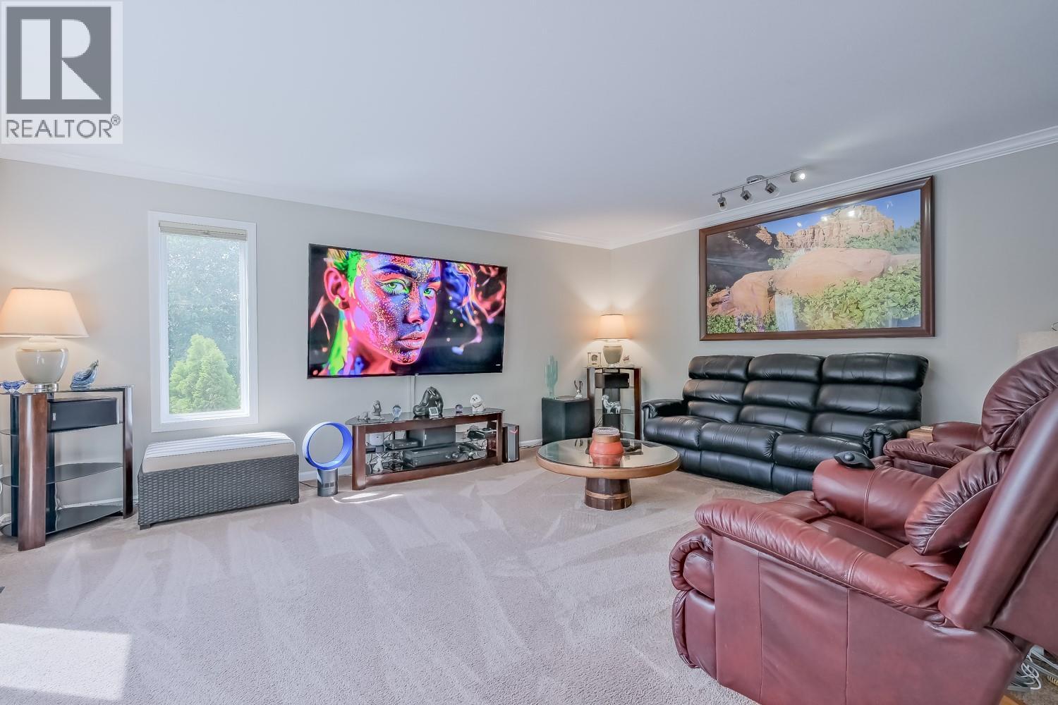 842 Raymer Road - 8