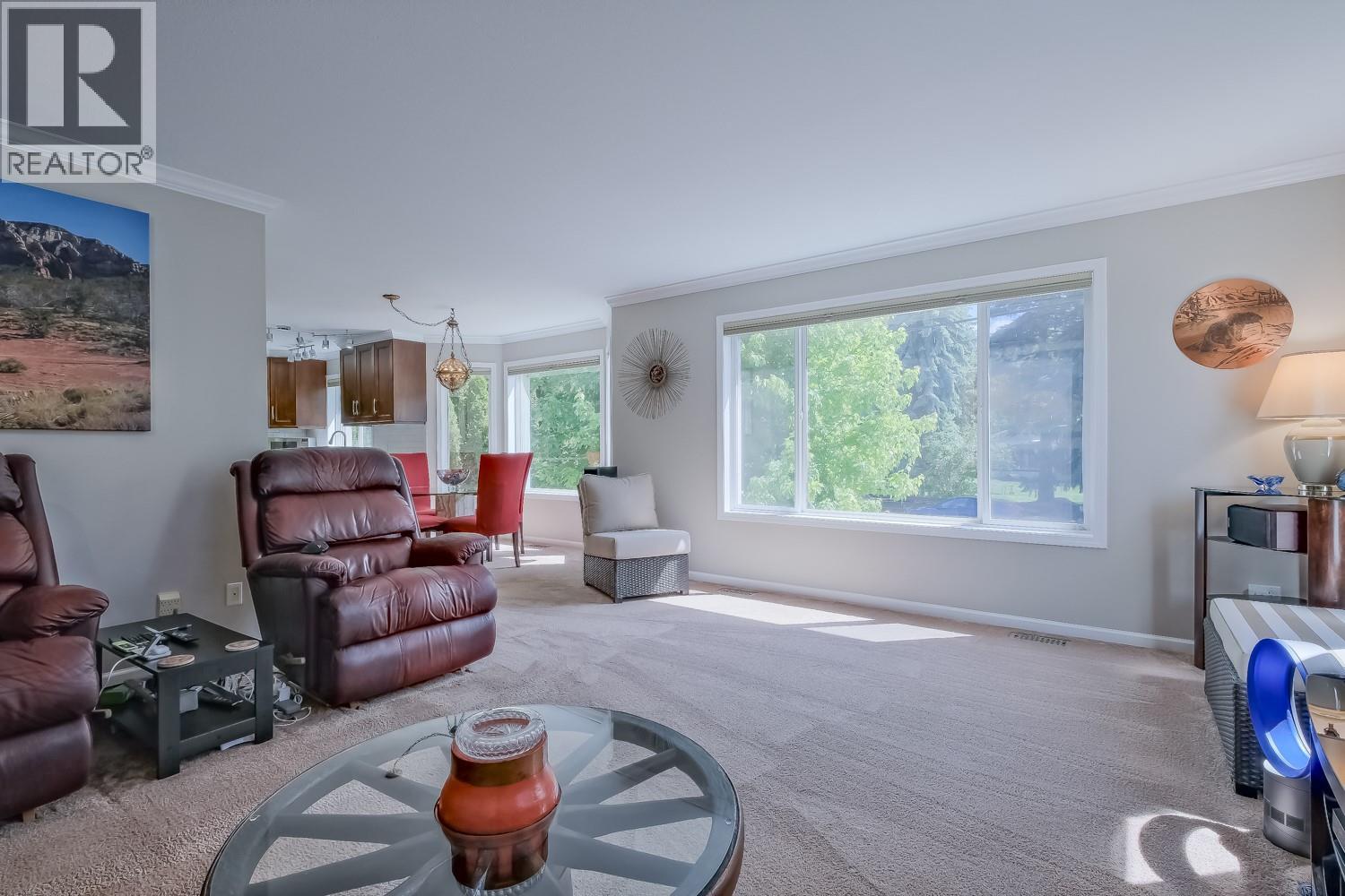 842 Raymer Road, Kelowna