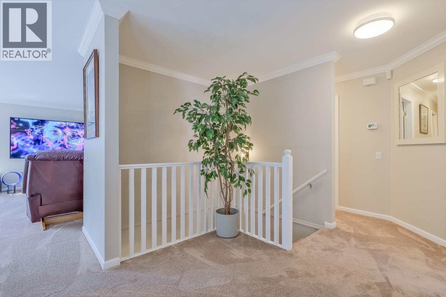 842 Raymer Road, Kelowna