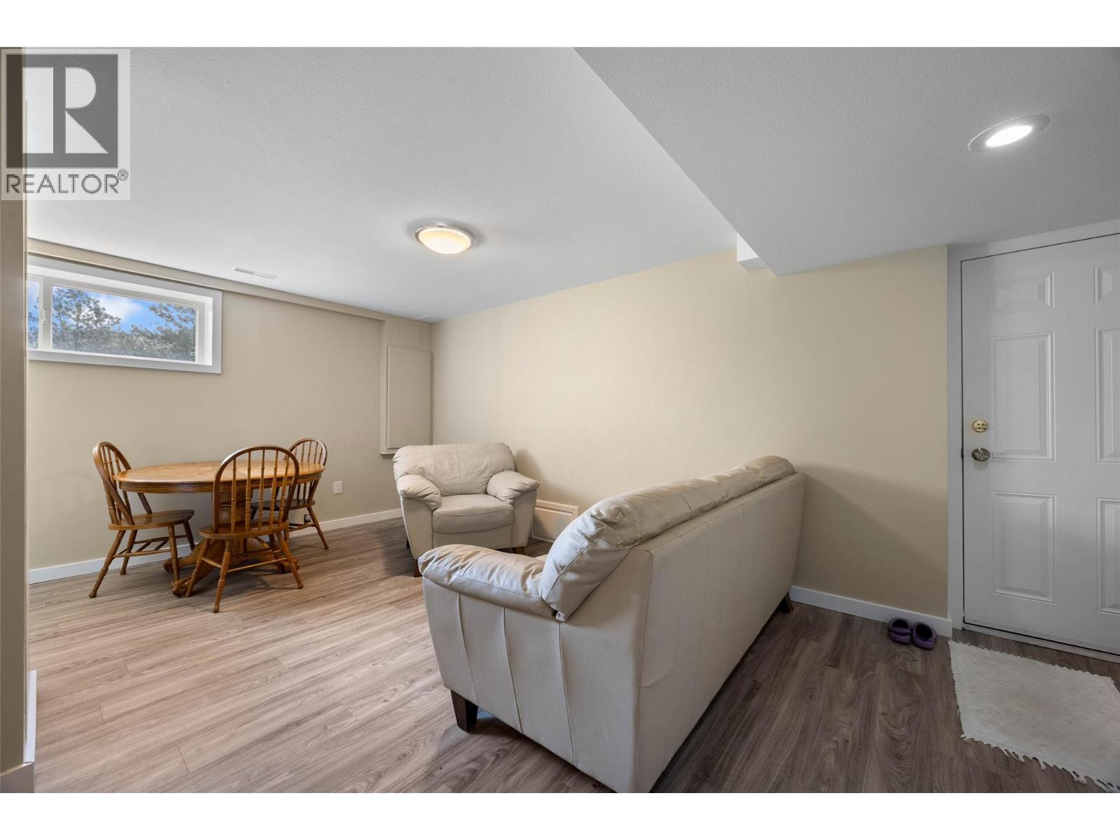 3084 DOHM Road - 52