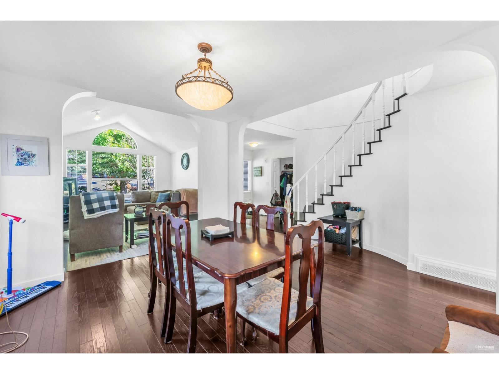 1055 163A STREET, Surrey