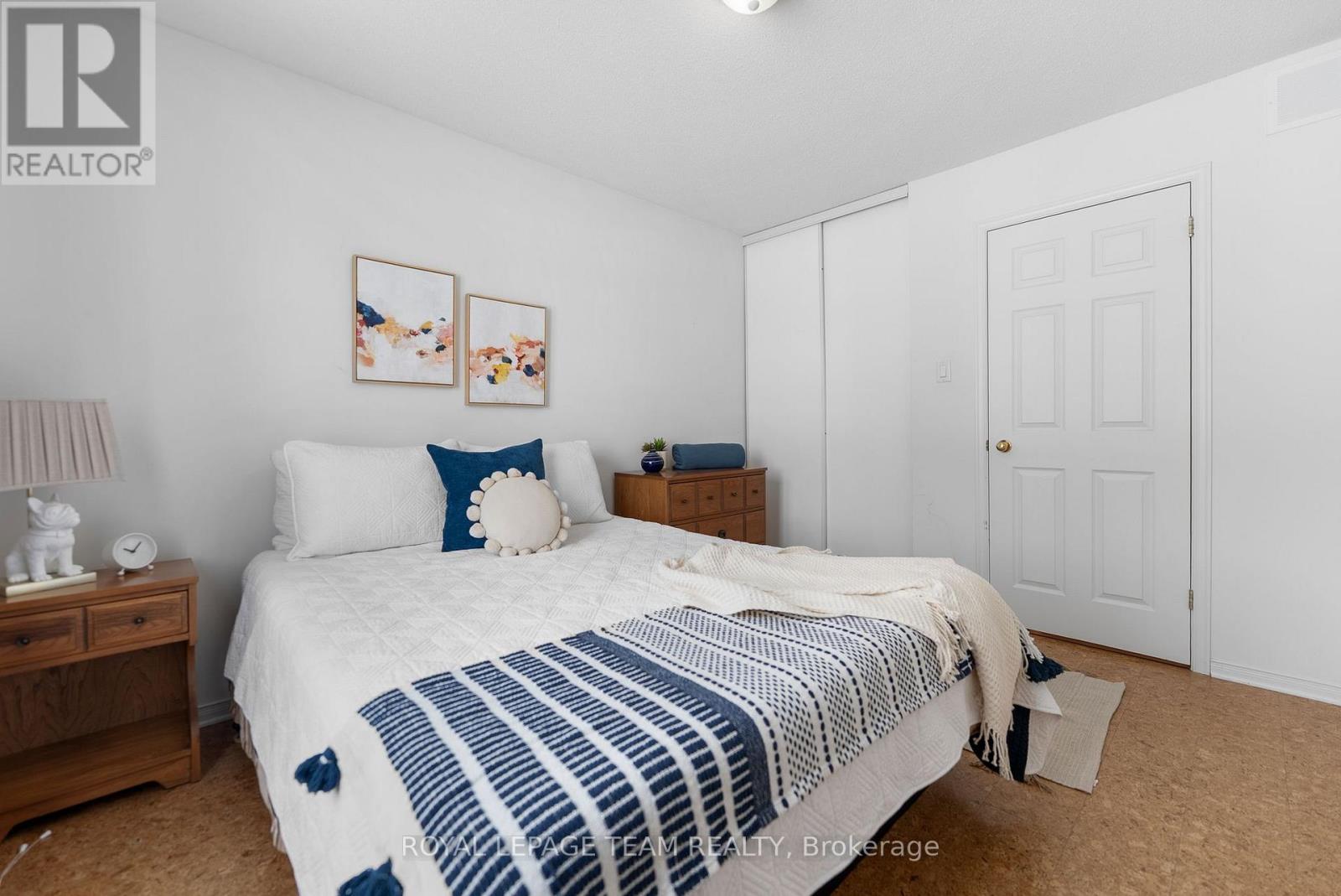 13 MELVILLE ROAD - 36