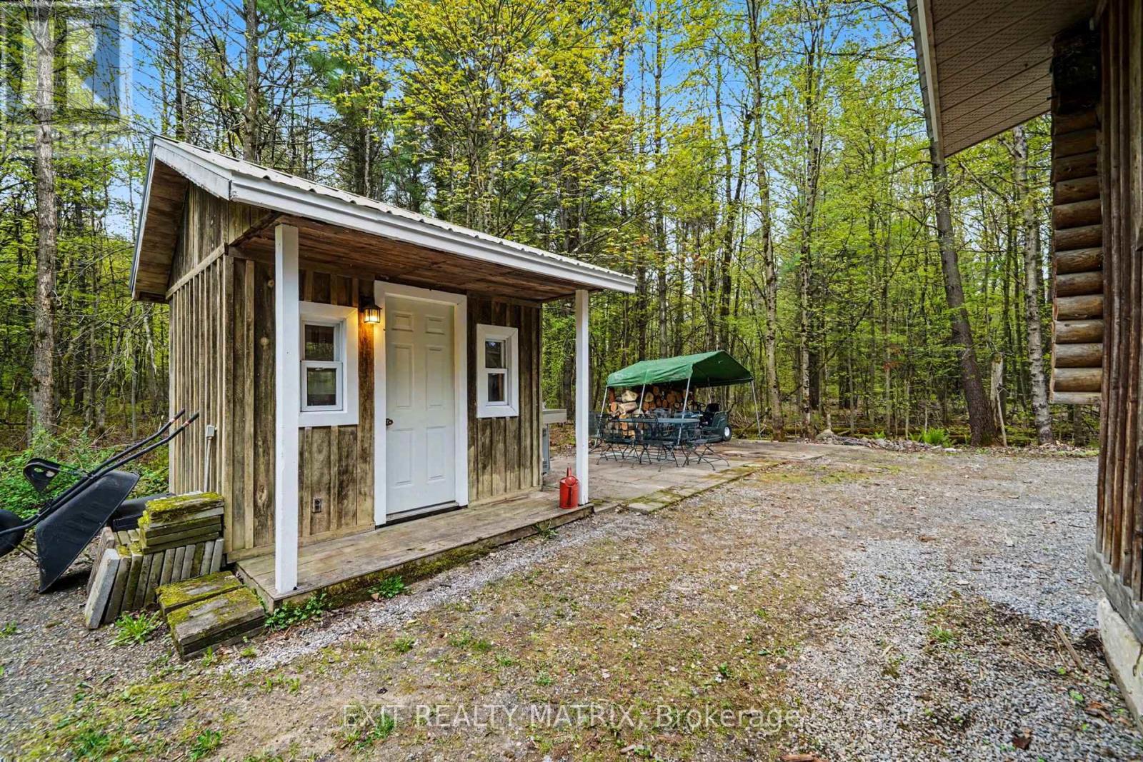 5749 SKAKUM ROAD - 28