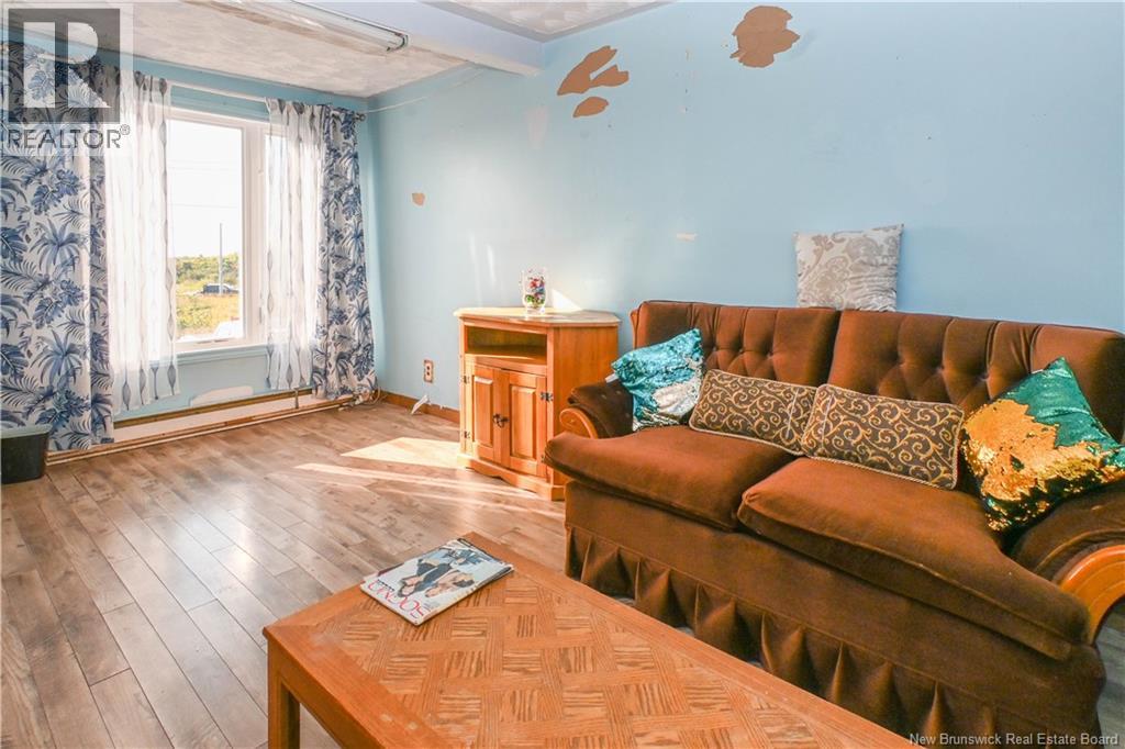 42 rue Ferron Street - 13