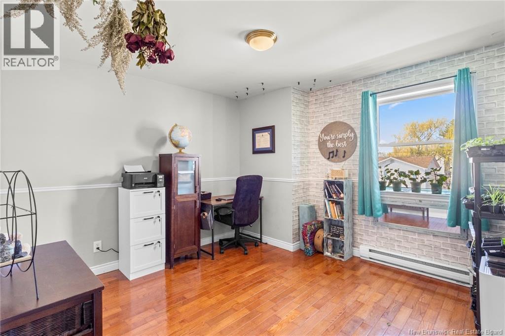 42 Regiment Creek Avenue - 26