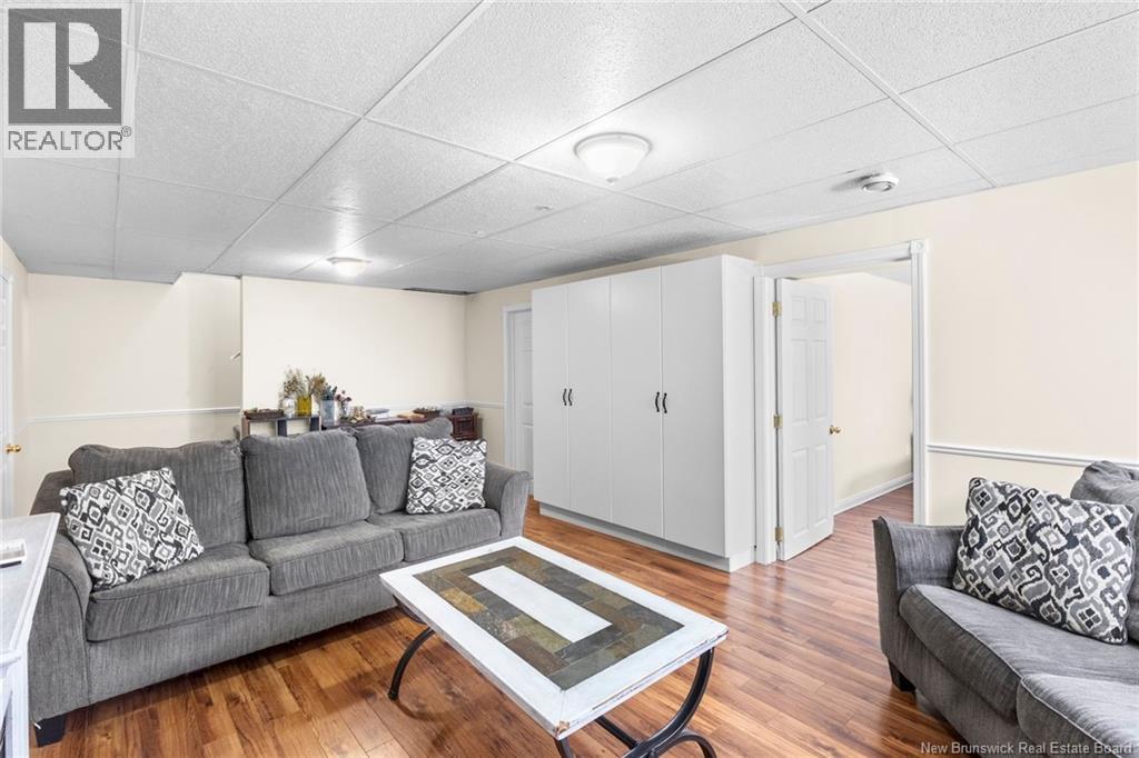 42 Regiment Creek Avenue - 34