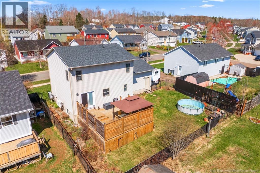 42 Regiment Creek Avenue - 46