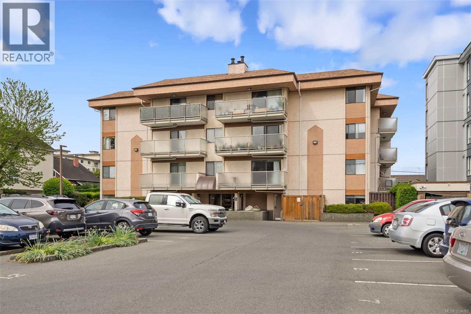 #106 435 Festubert St - 18
