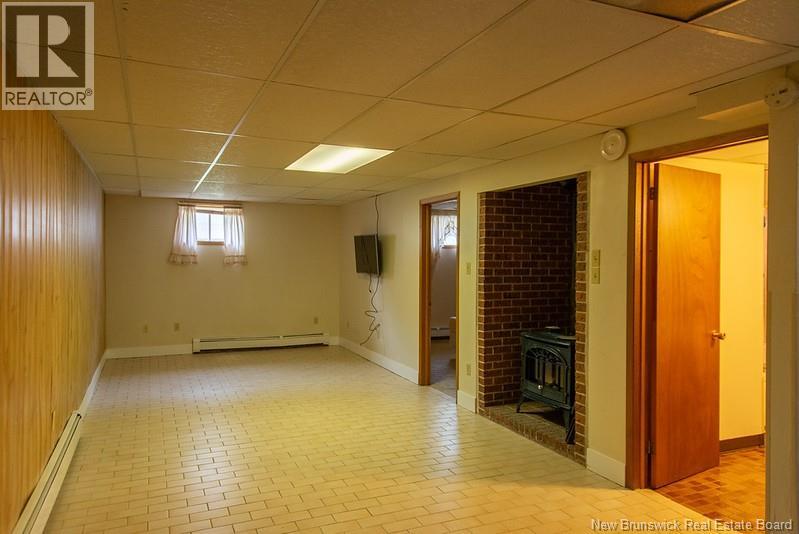 72 Hartt Street - 17
