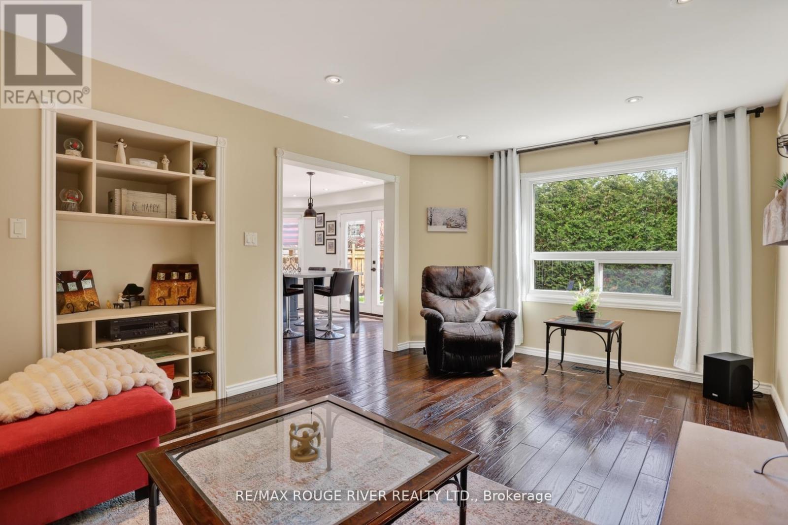 84 SILVERBIRCH PLACE - 20