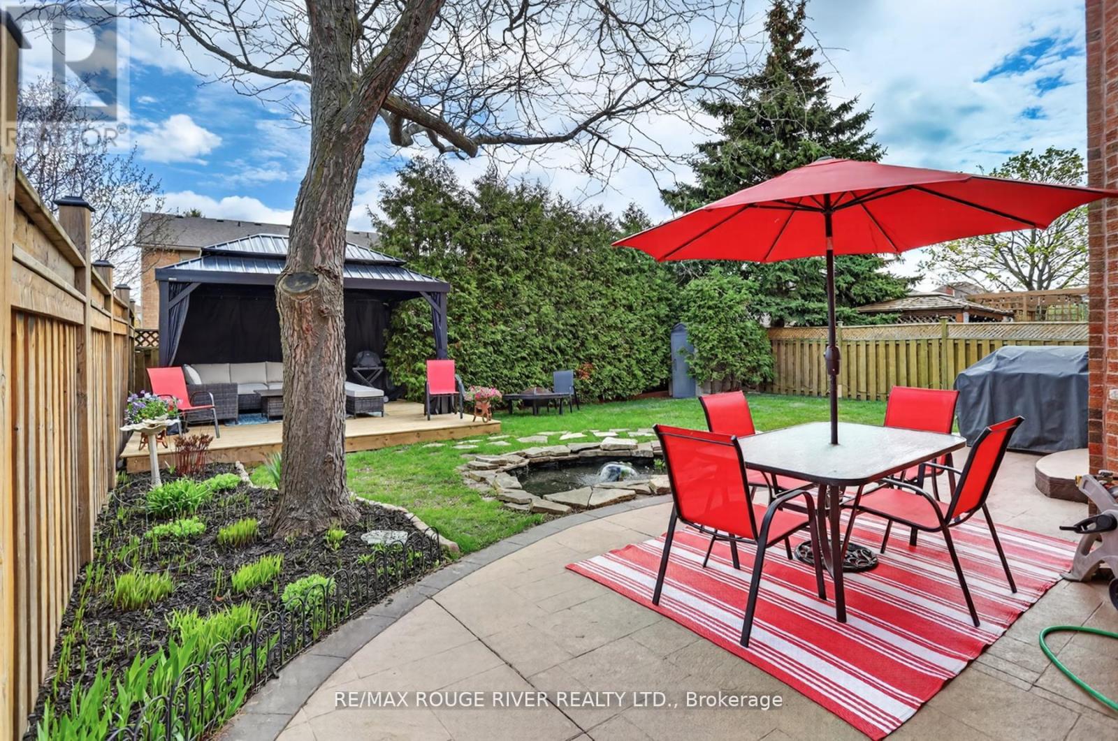 84 SILVERBIRCH PLACE - 47