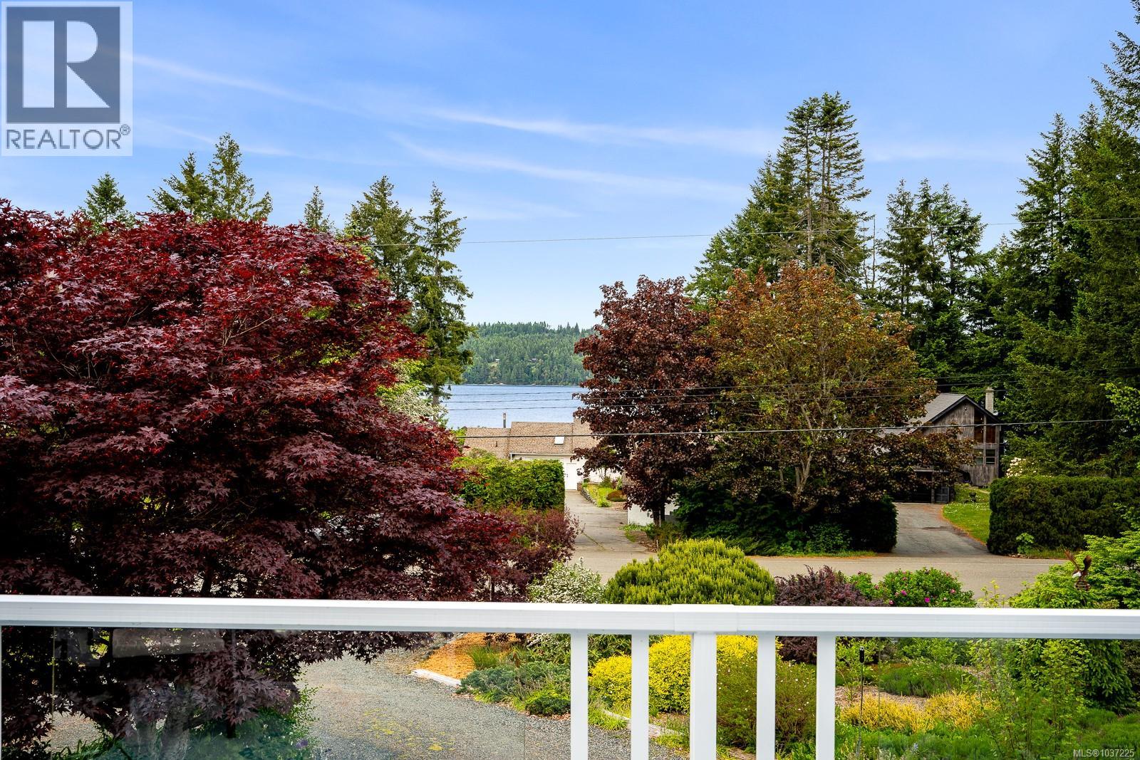 7627 SHIPS POINT Rd - 7