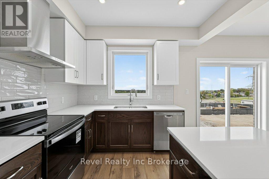 325 KADING CRESCENT - 12