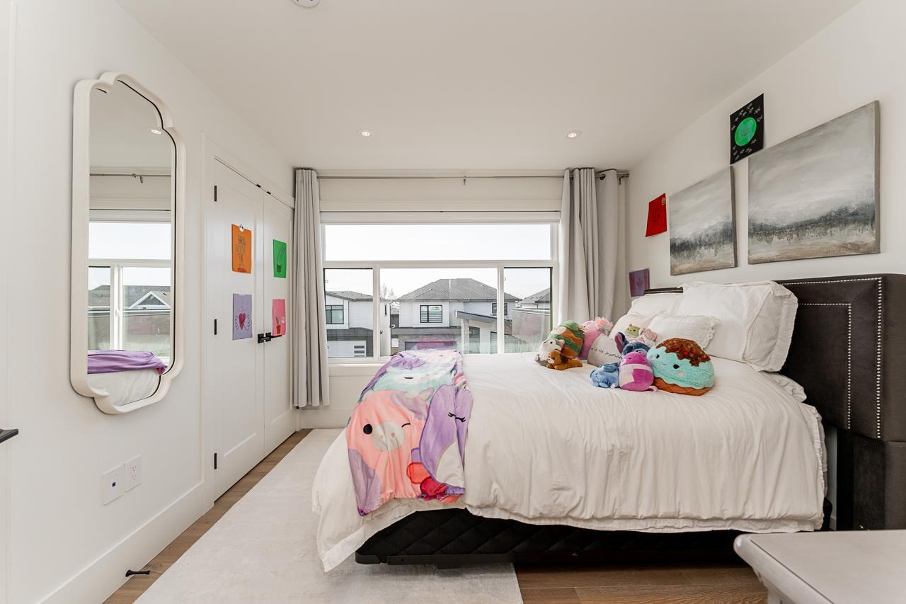 16771 18A AVENUE AVENUE, Surrey