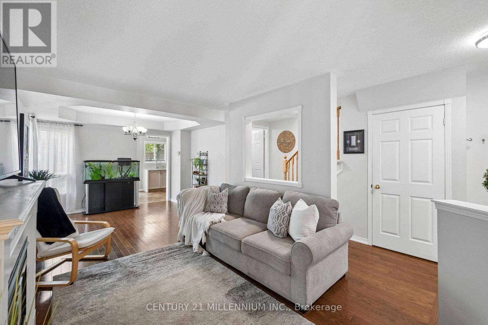 116 WOODROOF CRESCENT - 11