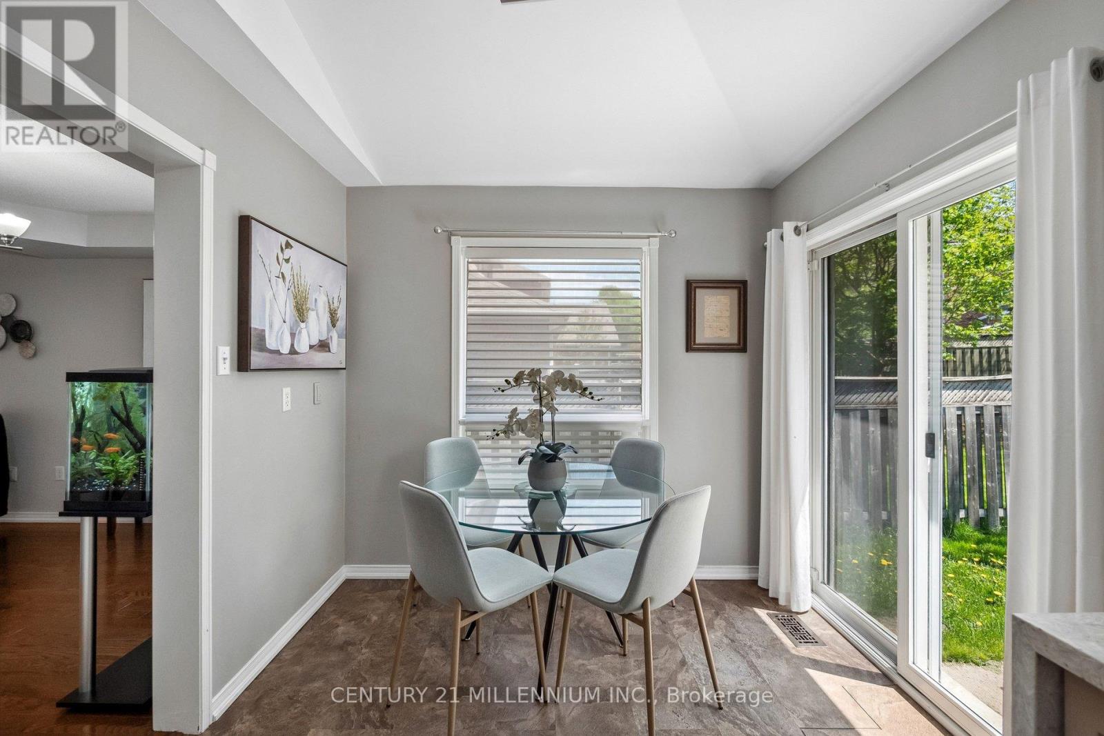 116 WOODROOF CRESCENT - 18