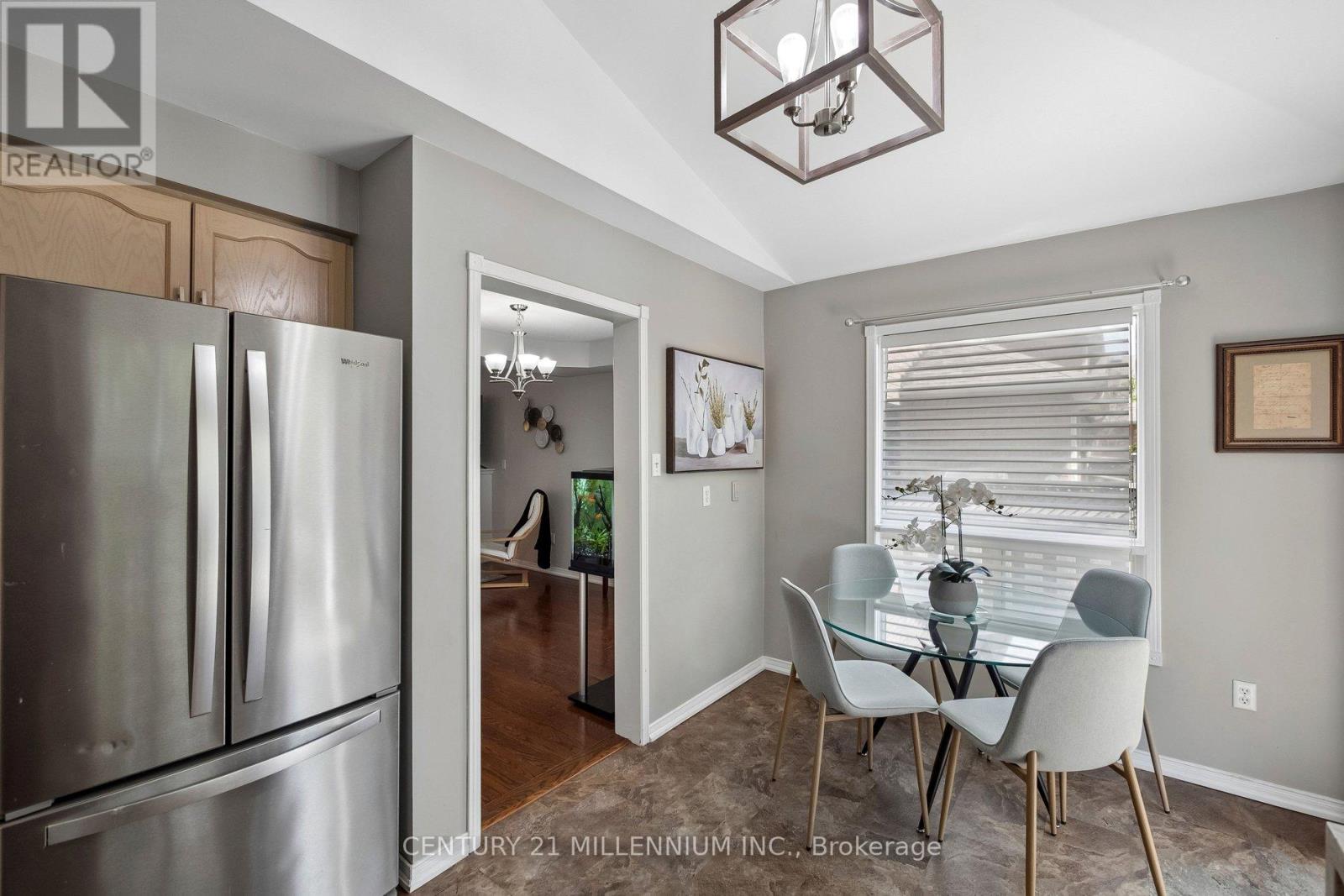 116 WOODROOF CRESCENT - 24