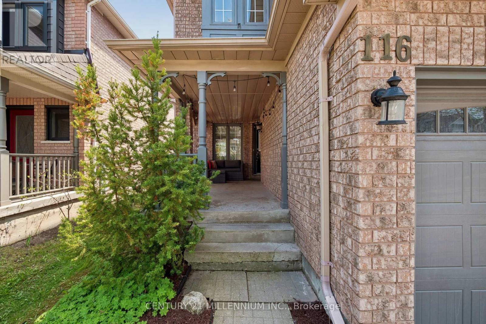 116 WOODROOF CRESCENT - 3